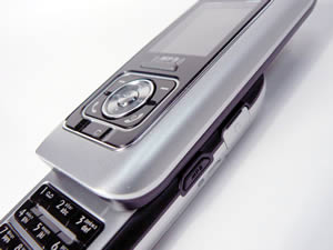 LG M6100 - แอลจี