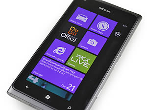 Nokia Lumia 900 - โนเกีย Lumia 900